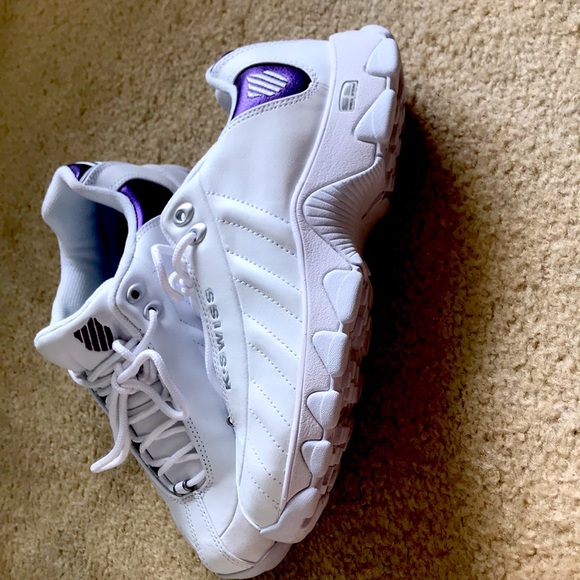 Brand new K.SWISS soft padding for jogging /sprinting or walking sneakers. Cute! - Picture 3 of 12